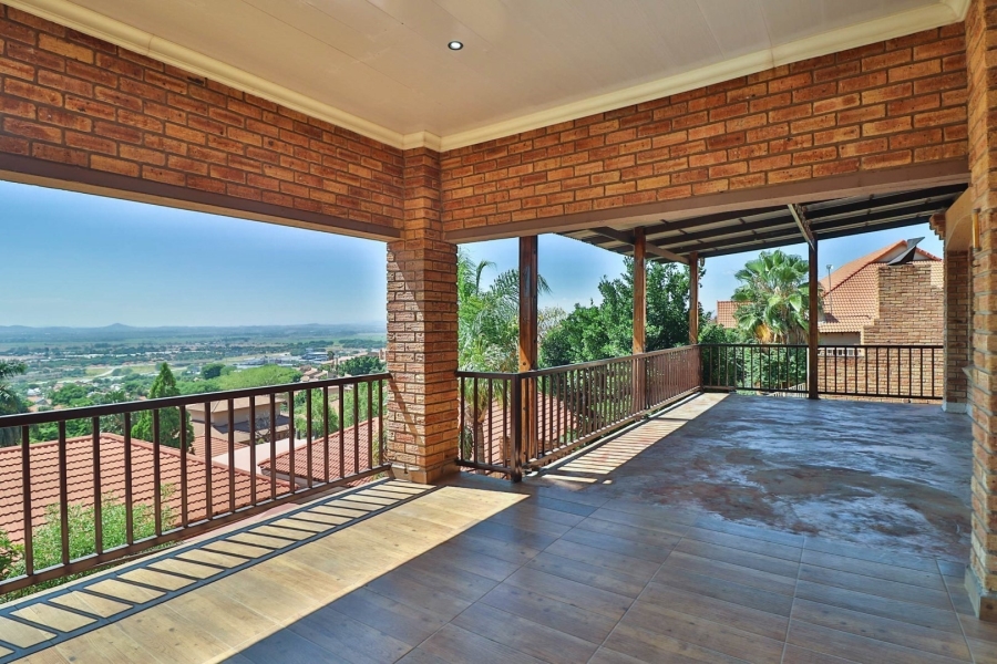 3 Bedroom Property for Sale in Safari Gardens North West